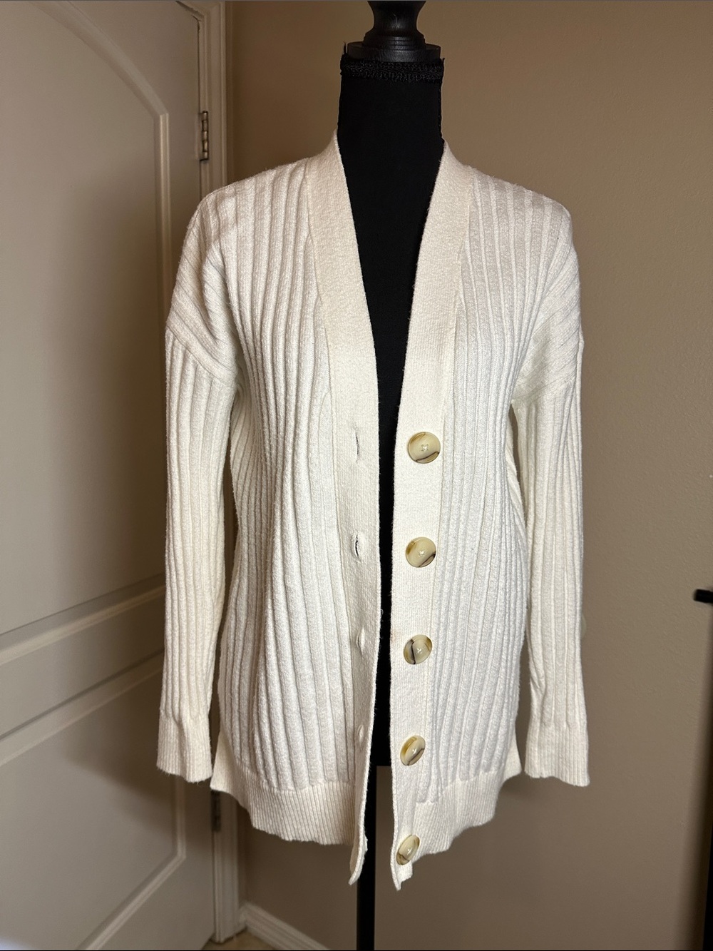 LOFT Cream and Purple Ribbed Button-Front 2 Women's Cardigan